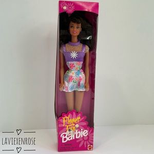 🆕 1996 Flower Fun Barbie Brunette Doll